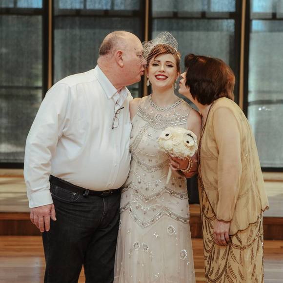 Meet your Posher, Lisa - Picture 1 of 1